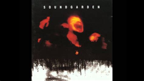  Black Hole Sun - Soundgarden의 몽환적인 메탈리카적 리프와 정교한 하모니